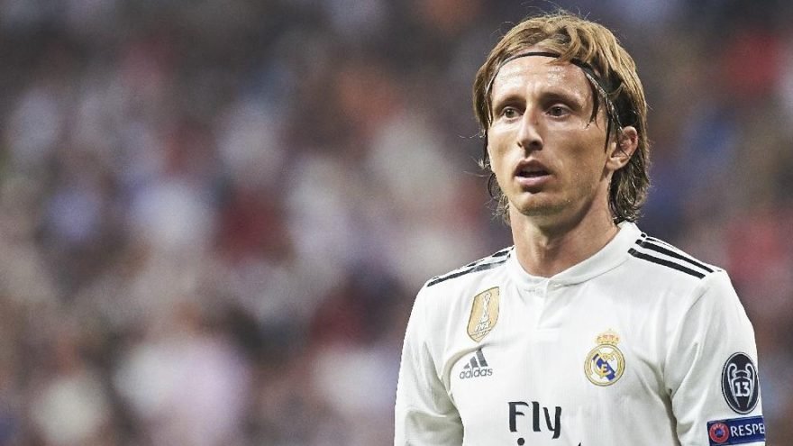 'Ne yaptın sen Modric? Elindeki telefon herkesi şaşırttı