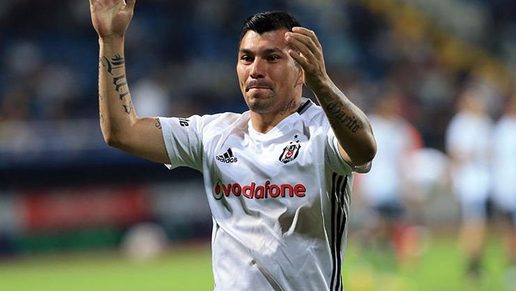 <h2>Şili’de gündem Gary Medel! Bakın ne yaptı?</h2>