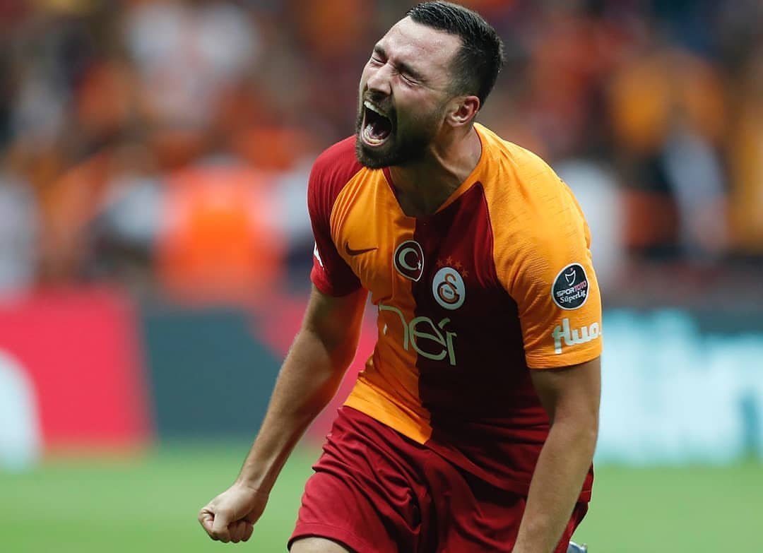 <h2>Sinan Gümüş:</h2>