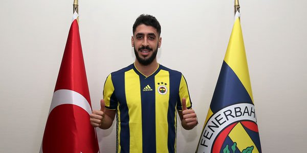 <h2>Tolga Ciğerci Beşiktaş’i reddetti, Fenerbahçe’ye imza attı</h2>