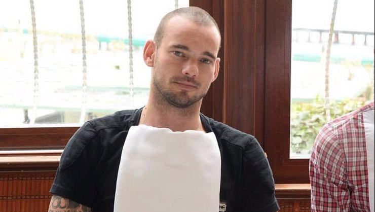 <h2>Wesley Sneijder Türk yemeklerini tercih ediyor</h2>