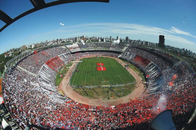 <h2>16  Monumental (River Plate)</h2>