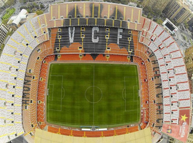 <h2>17  Mestalla (Valencia)</h2>