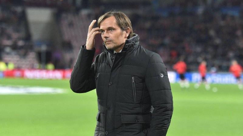 <h2>19 - PHILLIP COCU (BOŞTA)</h2>