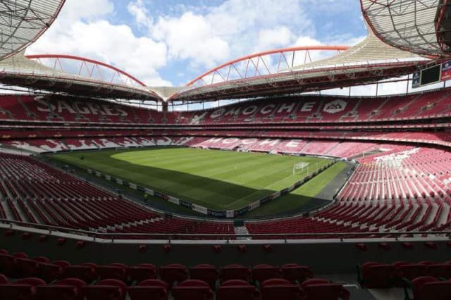 <h2>20  Estadio da Luz (Benfica)</h2>