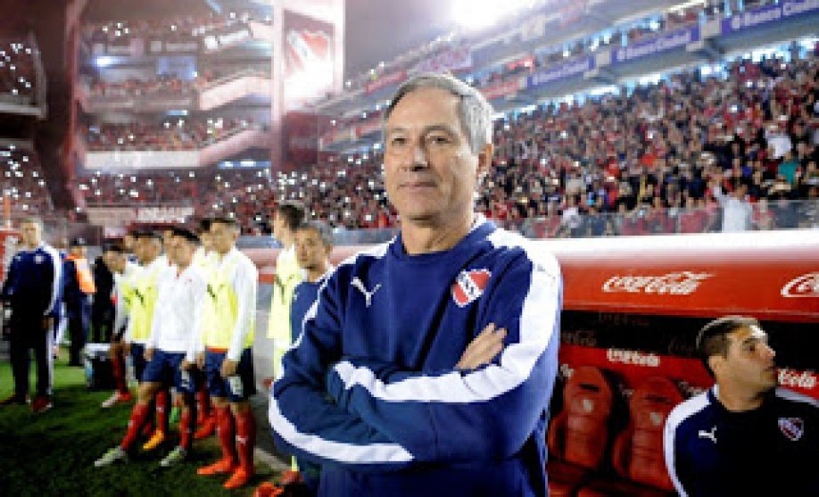 <h2>45 - ARIEL HOLAN (INDEPENDIENTE)</h2>