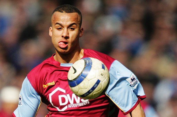 <h2> 1. FIFA 09: Gabby Agbonlahor & Theo Walcott</h2>