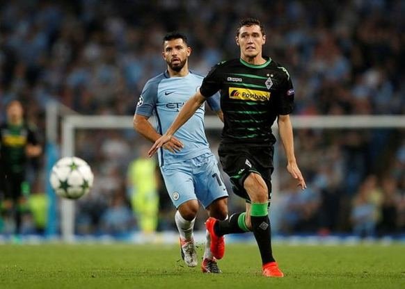 <h2> BORUSSIA MÖNCHENGLADBACH | Firma: Postbank | Yıllık Gelir: 9.000.000 Euro</h2>