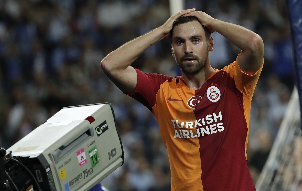 ' Flaş! Porto'yu izlemeye geldi, Sinan Gümüş'ü beğendi! Devre arasında...