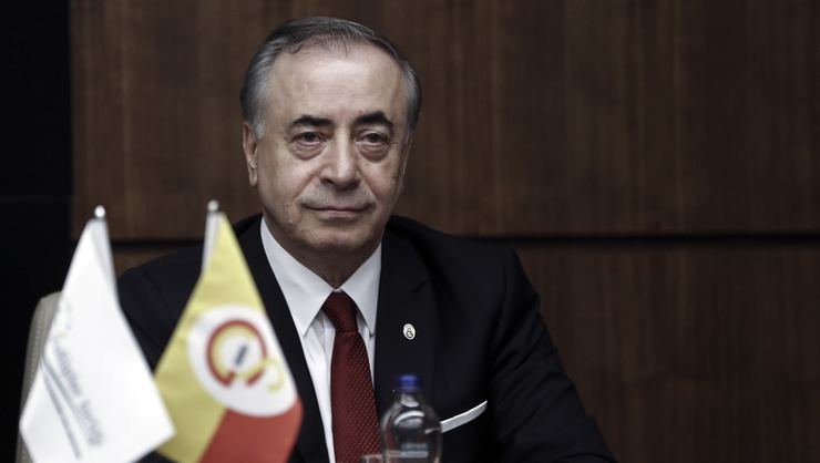 <h2> Galatasaray’da başkan Cengiz UEFA ile görüşecek</h2>
