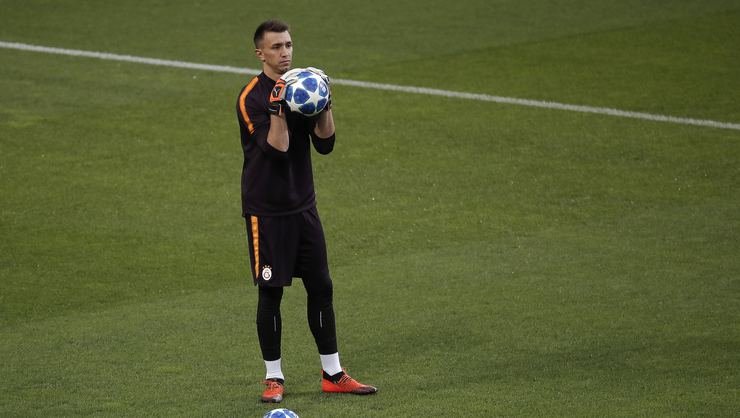 <h2> Galatasaray’da Muslera rekor için sahada</h2>