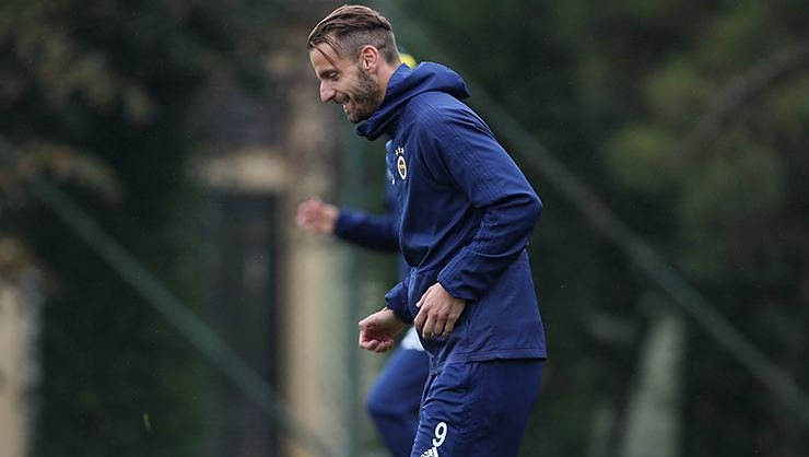 <h2> Soldado’ya kulüp aranıyor!</h2>