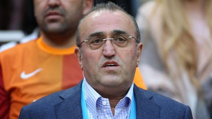 <h2>Abdurrahim Albayrak: Erken değişiklikler hocanın elini kolunu bağladı</h2>