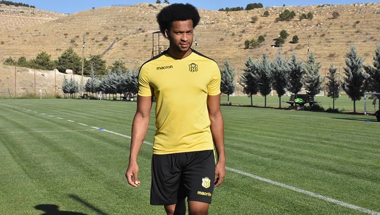 <h2>Arturo Mina, Galatasaray maçında cezalı duruma düştü</h2>