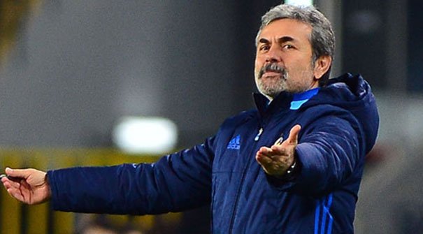<h2>Aykut Kocaman’dan flaş açıklama! Fenerbahçe için...</h2>