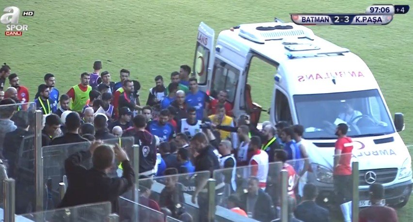 'Batman'da olay! Türkiye Kupası maçı yarıda kaldı