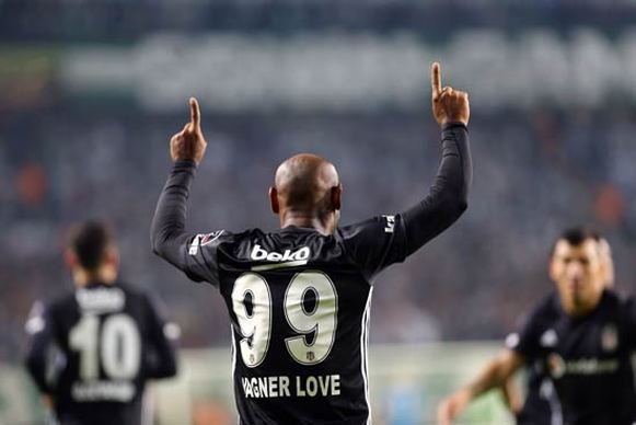 'Beşiktaş'tan Vagner Love'u yakacak karar! Flaş gelişme