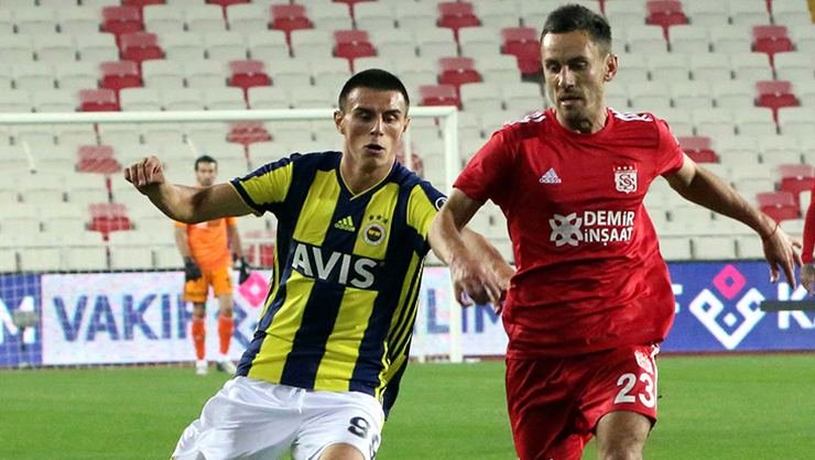 <h2>Cocu’dan Eljif Elmas’a uyarı</h2>