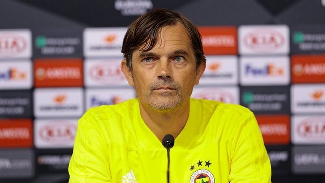 'Cocu'dan Mourinho, Conte, Guardiola örneği! Kimsenin çözemeyeceği sistem