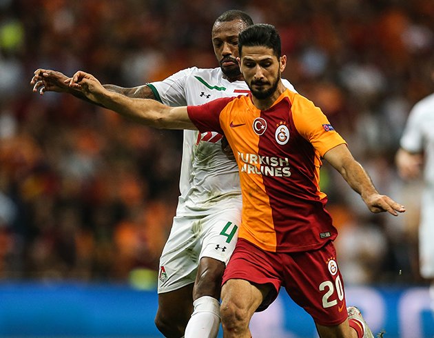 <h2>Emre Akbaba  Uzaktan Şut: 75</h2>