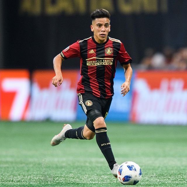 <h2>Ezequiel Barco OVR:74 POT:89</h2>