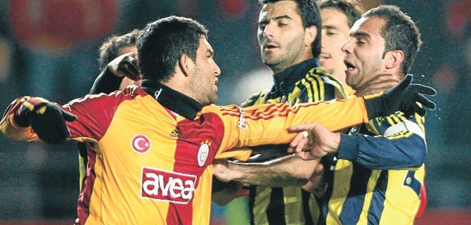 <h2>FATİH TERİM İLE TARTIŞTI</h2>