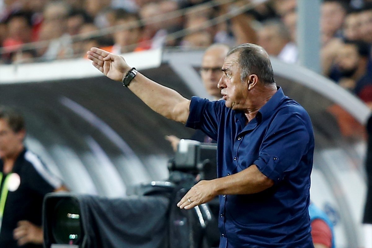 'Fatih Terim'den olay hareket! Herkes bunu konuşuyor  