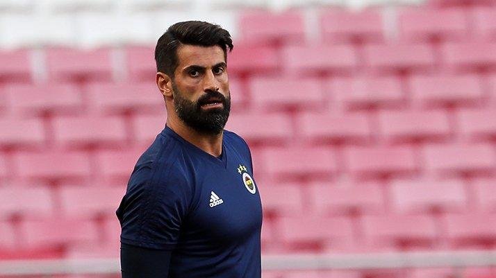 <h2>Fenerbahçe Haberleri: Volkan Demirel neden kadro dışı bırakıldı?</h2>