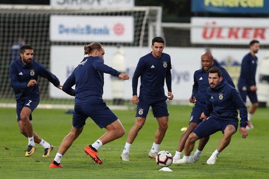 <h2>Fenerbahçe, Medipol Başakşehir maçı hazırlıklarını tamamladı</h2>