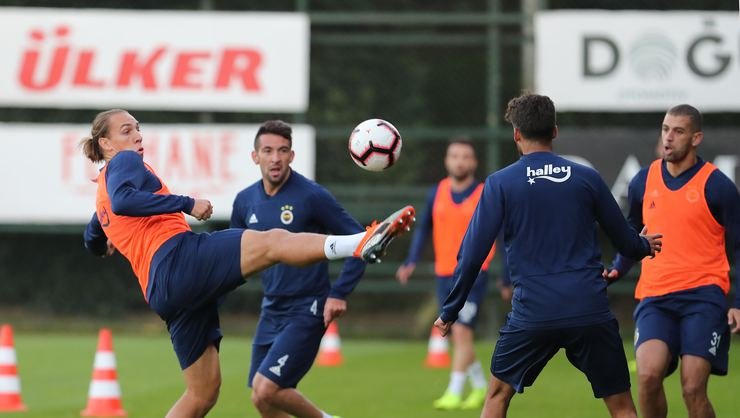 <h2>Fenerbahçe, MKE Ankaragücü maçına hazır</h2>