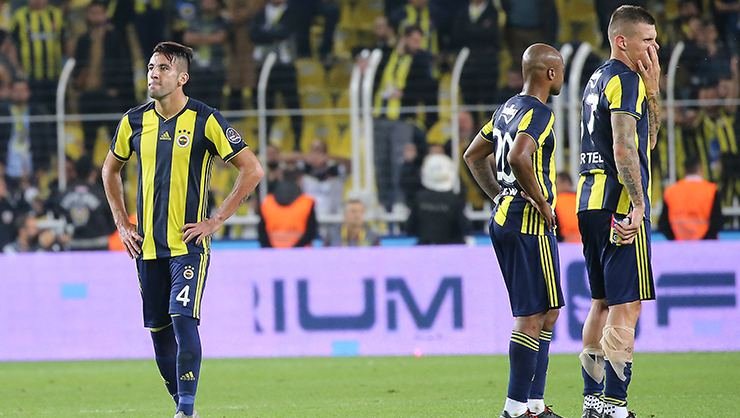 <h2>Fenerbahçe zarar şampiyonu!</h2>