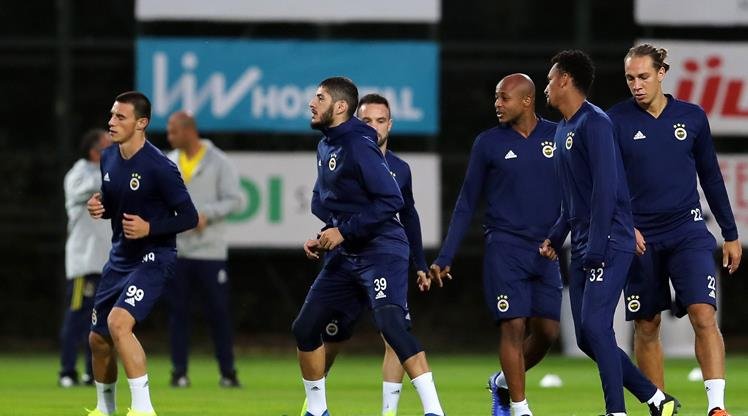 'Fenerbahçe'de sürpriz gelişme! Sivasspor maçında ilk 11'de