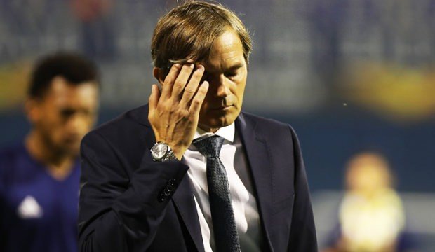 'Fenerbahçe'den tecrübeli isme gözaltı! Kulübün kararı bekleniyor