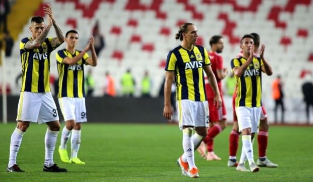 <h2>Fenerbahçeli futbolcular her şeyi yaptı ama takım olamadı!</h2>