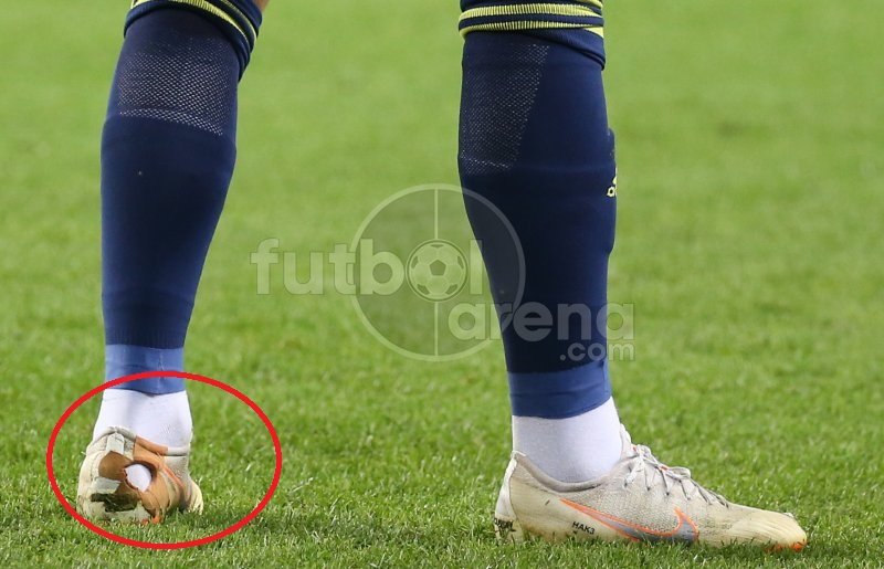 'Fenerbahçeli futbolcunun şok hali!