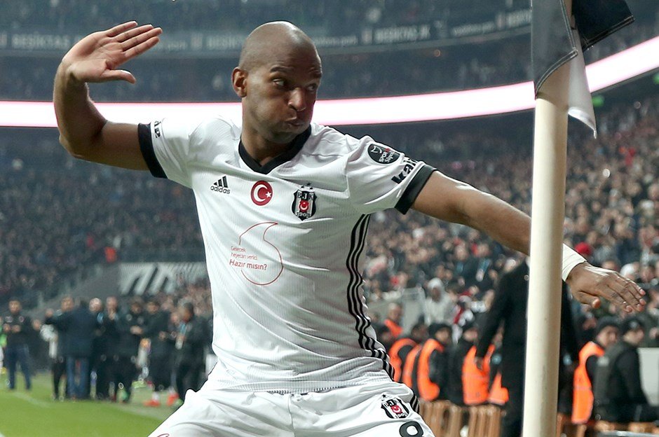 <h2>Flaş! Beşiktaş’ta imzalar atılıyor! 2,5 milyon euro</h2>
