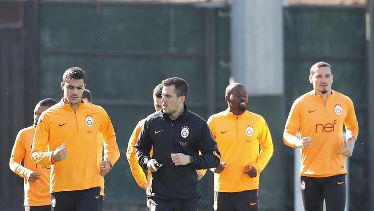 <h2>Galatasaray 7 eksik ile çalışmalarını sürdürdü</h2>