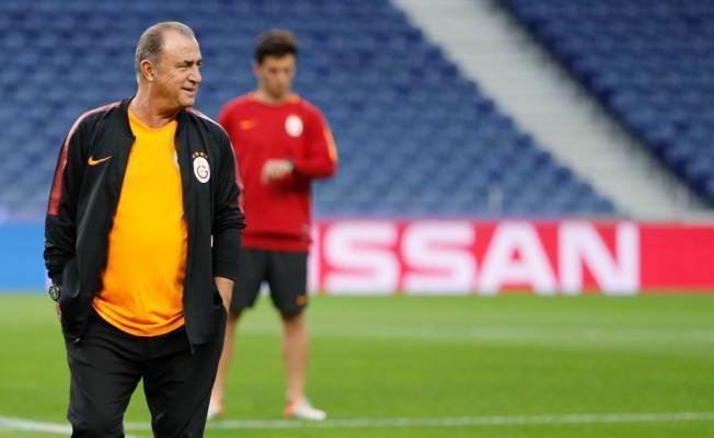 'Galatasaray'da dikkat çeken hareket! Fatih Terim'den Porto totemi