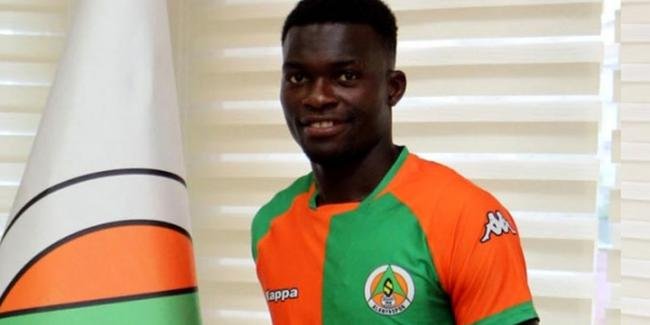 <h2>Isaac Sackey  Uzaktan Şut: 78</h2>