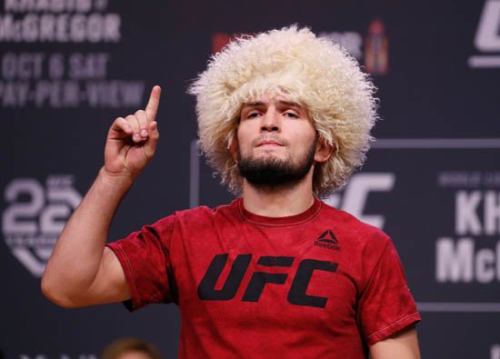 'Khabib Nurmagomedov Galatasaray - Schalke maçına geldi mi?
