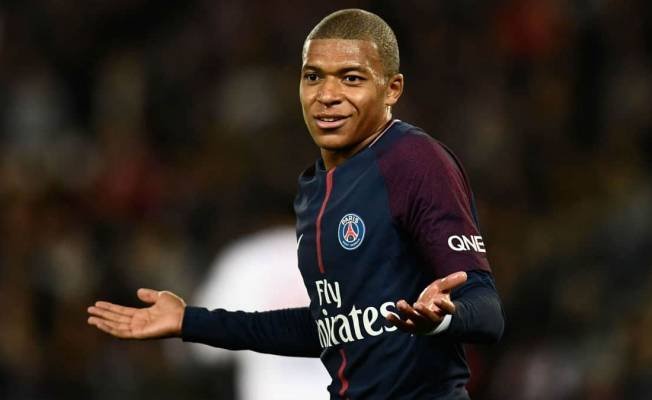 <h2>Kylian Mbappe OVR:87 POT:95</h2>