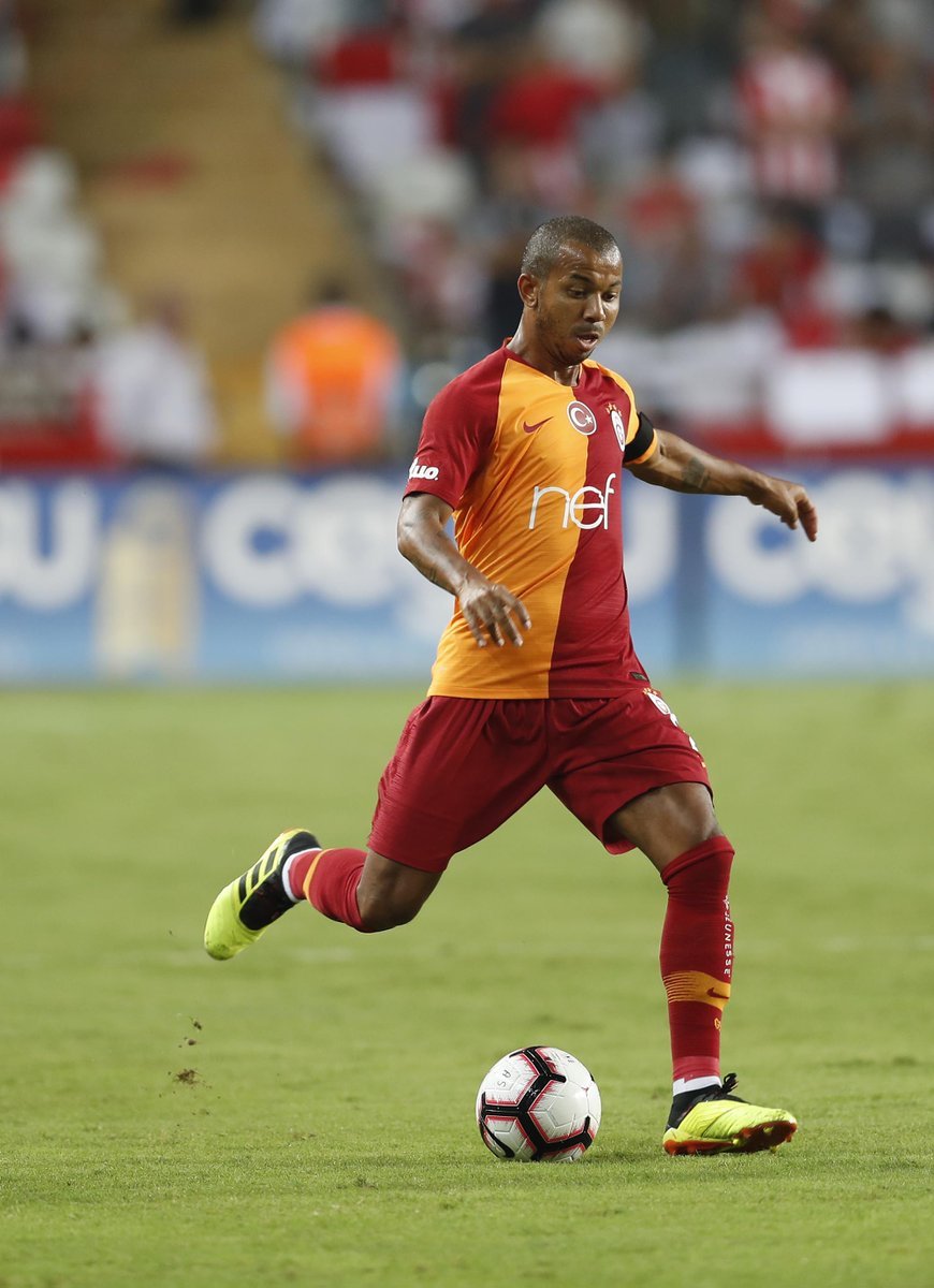 <h2>Mariano zeminden dert yandı</h2>