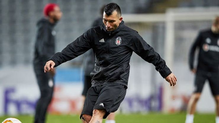 <h2>Medel mi, Roco mu?</h2>