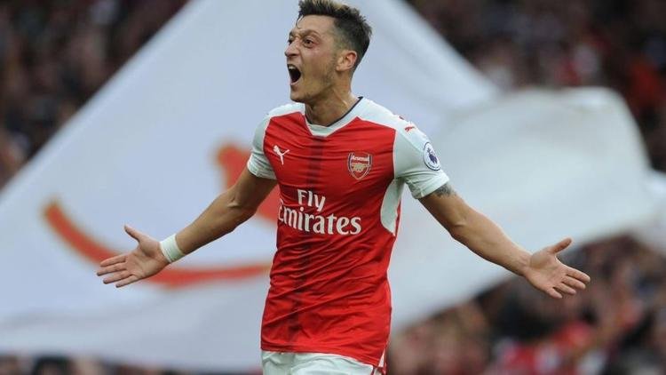 'Mesut Özil resmen açıkladı! 