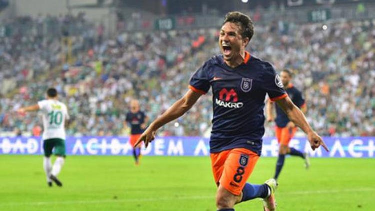 <h2>Mossoro  Uzaktan Şut: 77</h2>