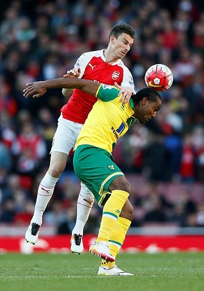 <h2>SEBASTIAN BASSONG | Defans | Kamerun | 31</h2>