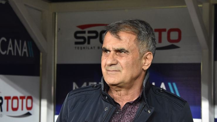 <h2>Şenol Güneş: Herkes her şeyi görüyor</h2>