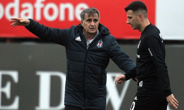 'Şenol Güneş'ten flaş karar! Genk maçı 11'inde sürpriz