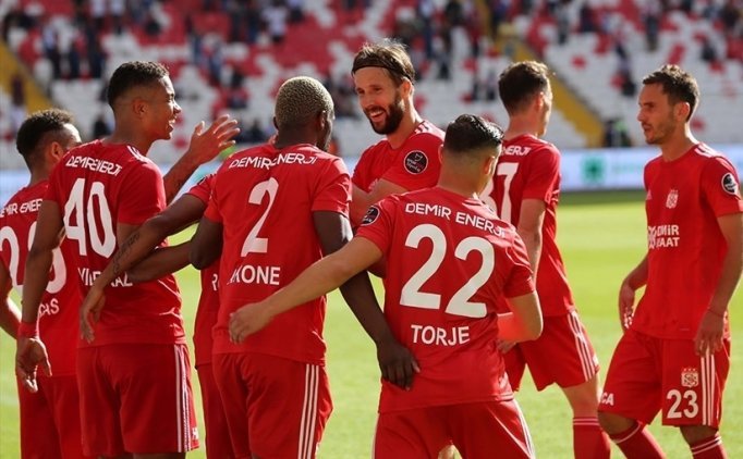 'Sivassporlu oyuncudan Fenerbahçe maçı öncesi FLAŞ sözler!