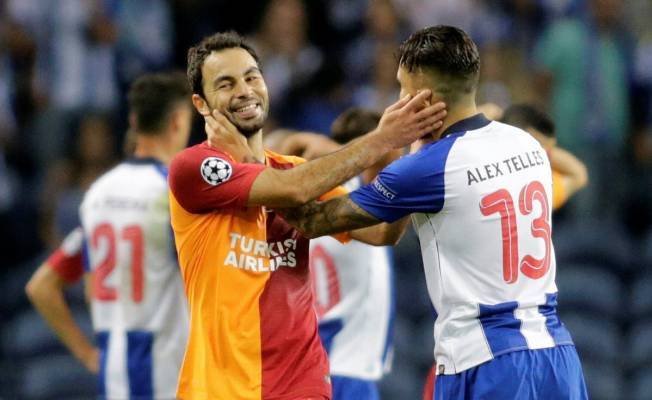 <h2>TAKIMIMA YARDIMCI OLDUĞUM İÇİN MUTLUYUM</h2>